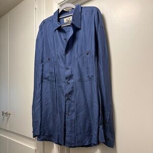 Vintage Chiamare blue 100% silk shirt - size large